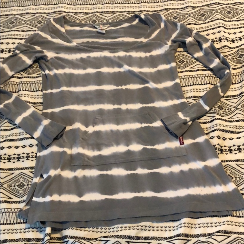 Hard tail long sleeve